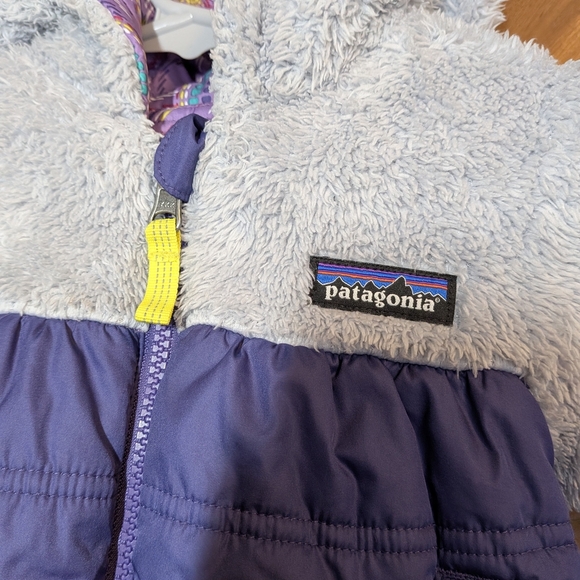 Patagonia Reversible Purple and Patterned Jacket Size 3-6 Months - Picture 6 of 8